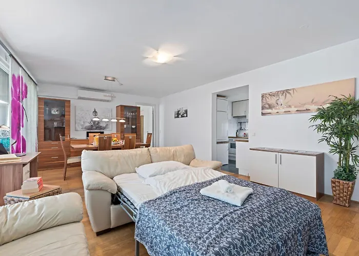 1 Bedroom, In The Center, Garage, Terrace Wenen