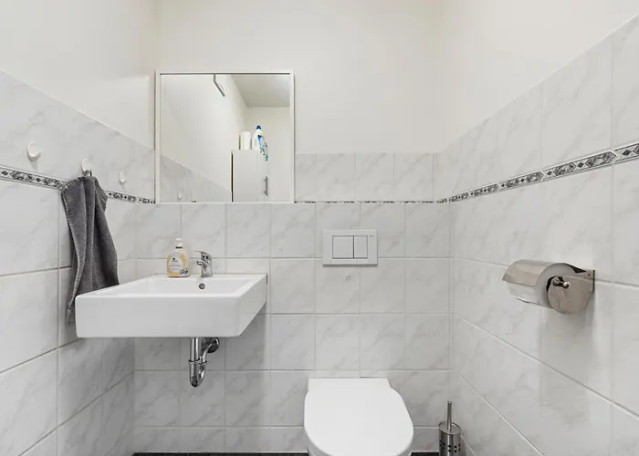 1 Bedroom, In The Center, Garage, Terrace * Wenen